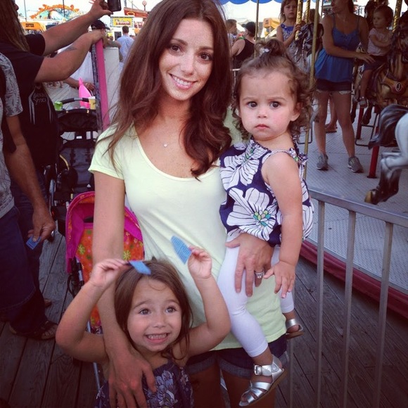 Meet your Posher, Dana - Picture 1 of 1